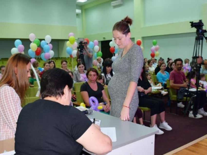 Еще 70 семей из Оргеева получили помощь в рамках программы Илана Шора «Материнский капитал»