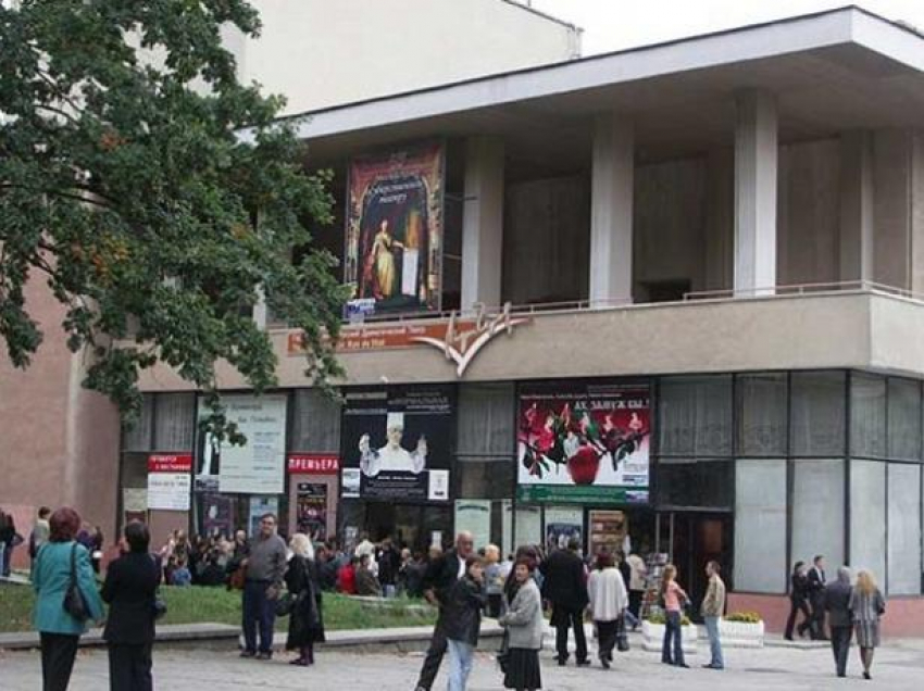 Театр имени Чехова объявил об открытии весеннего сезона