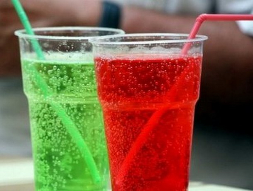 Напитки с добавлением сахара и соки могут провоцировать развитие рака, - ученые