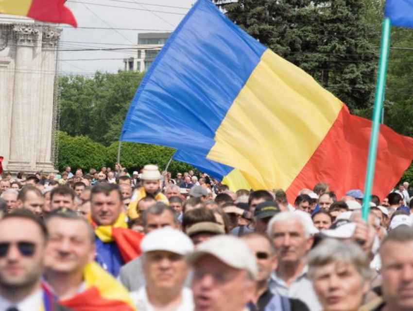 От искажения истории и до гендерной и СМИ-пропаганды - об НПО в Молдове поименно