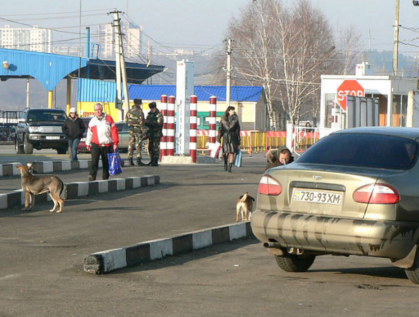 Семья из Украины попыталась ввезти в Молдову бомбу в BMW с болгарскими номерами