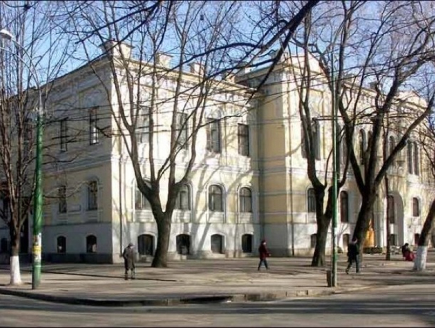 PAS раздает румынам исторические здания в центре Кишинева