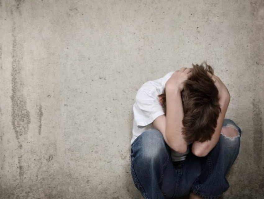 Приговорен к 17 годам: педофил заманивал 14-летнего сироту дорогими подарками