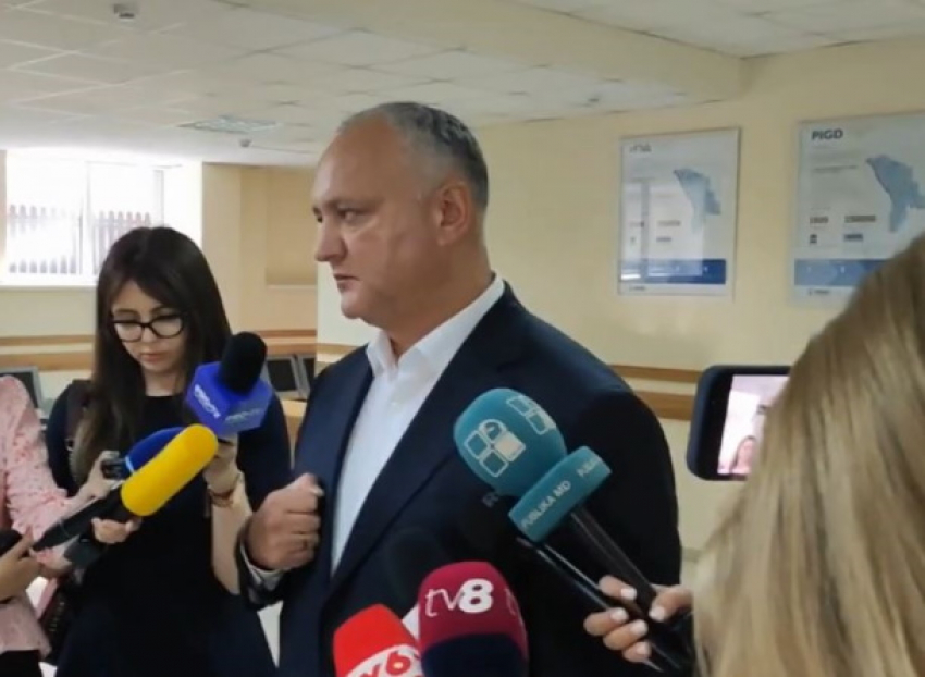 Мою голову как политического оппонента хотели преподнести Санду в подарок на день рождения, - Додон – «Блокноту»