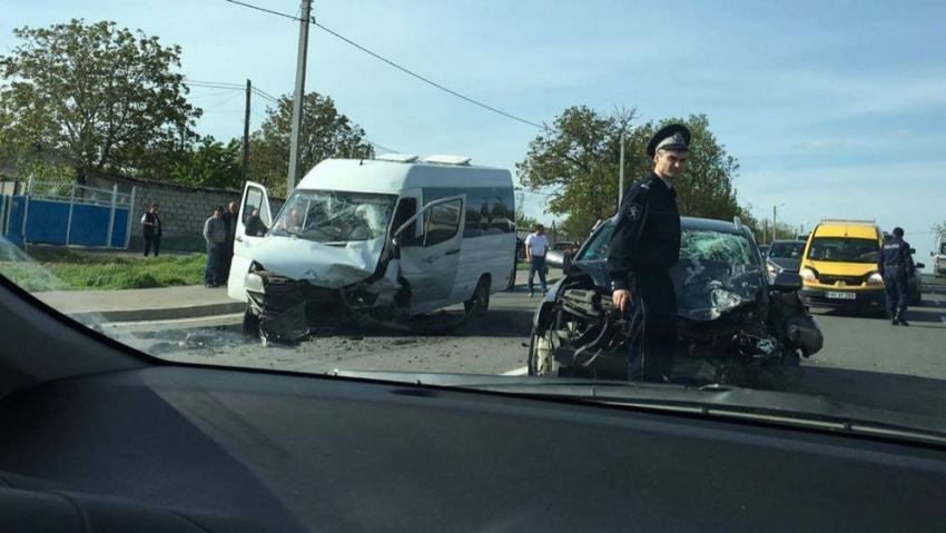 В Пересечина произошло ДТП с участием пассажирского микроавтобуса