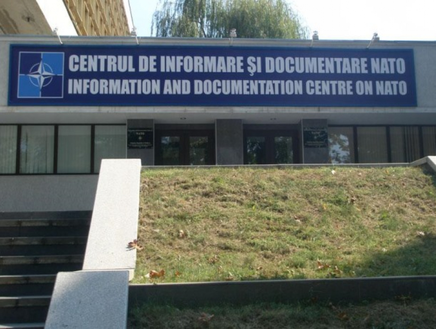 НАТО решил обучить молдавских журналистов уму-разуму