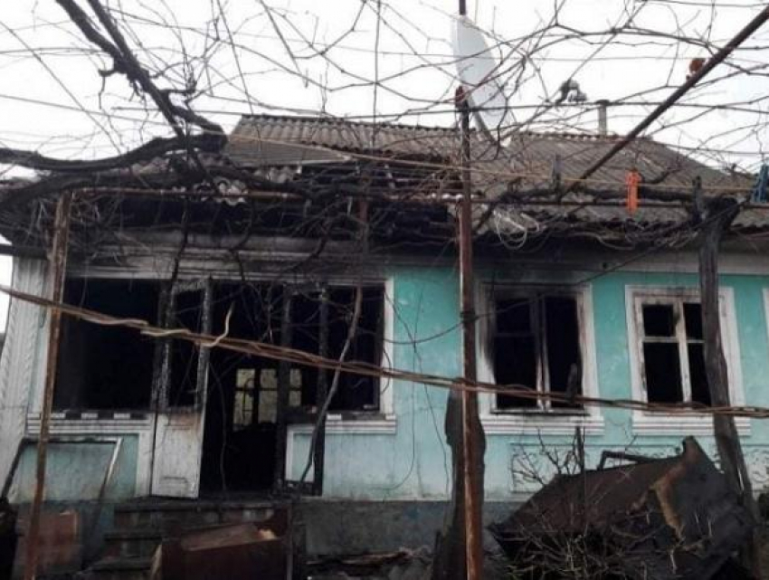 В Страшенском районе пожарные спасли 83-летнего мужчину