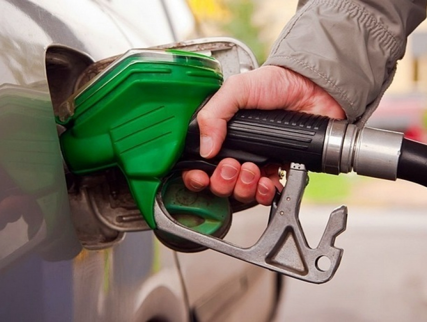 Цены на бензин и дизтопливо в Молдове со 2 мая увеличатся