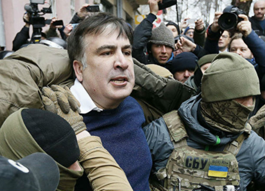 Отбитый Саакашвили начал «освобождение Украины от Порошенко и его банды"