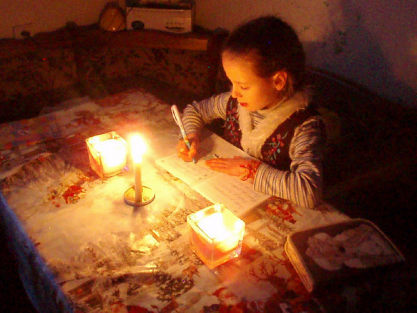 Черный четверг: массовые отключения света произойдут в столичных секторах  и 11 районах Молдовы 