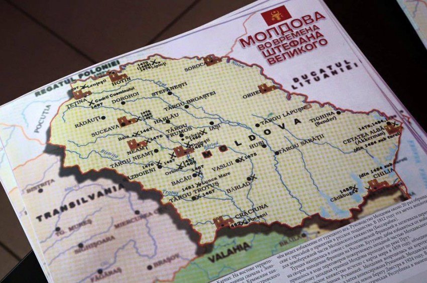 Социалисты распространяют по всей стране карту Молдовы времен Штефана Великого 
