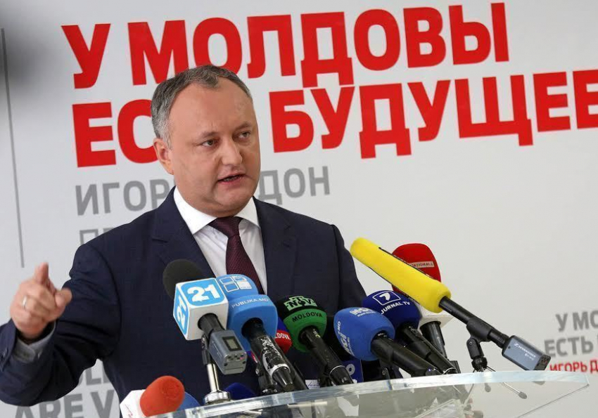 Додон - власти: Против лома нет приема, кроме как другого лома 
