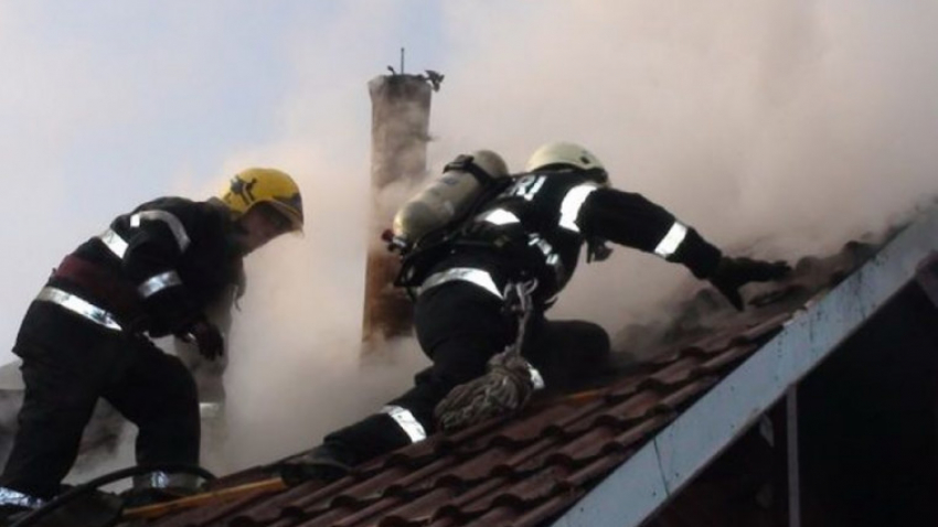 В пожаре в Глодянском районе погибли два человека
