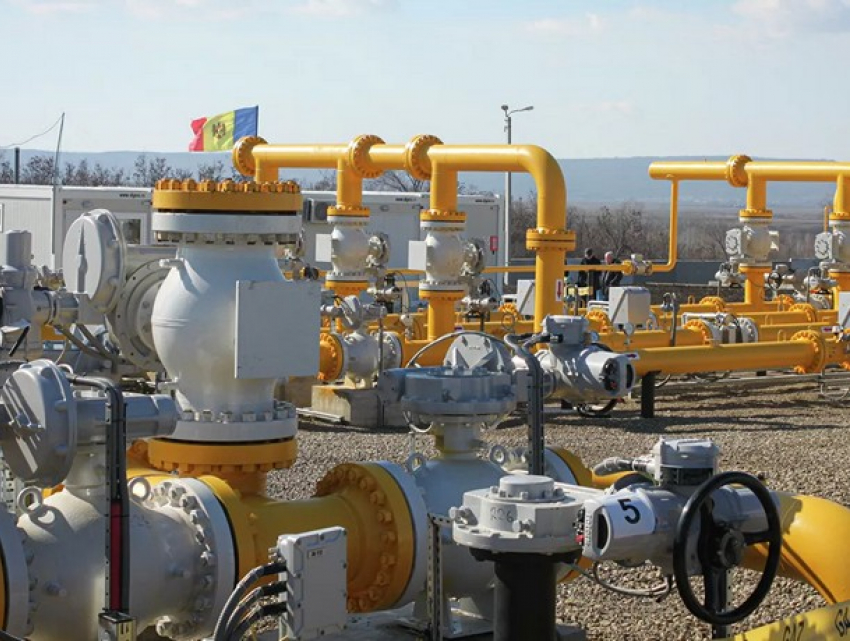 Кабмин намерен обязать «Молдовагаз» запасать по 300 миллионов кубометров газа в год и хранить его в Румынии или на Украине