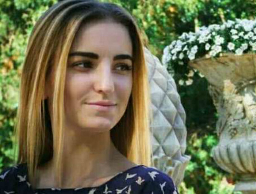 Умершую после наезда мажорки 24-летнюю девушку похоронили в свадебном платье: опубликовано видео