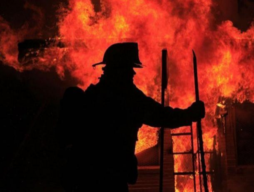 Трагедия в Дрокии – женщина сгорела в собственном доме
