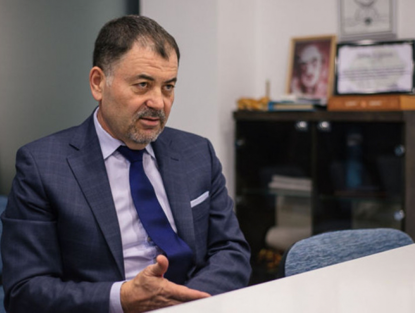 Шалару предложил арестовывать священников за «подрывную деятельность»