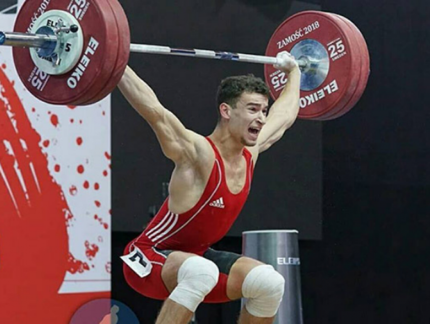 Спортсмен из Молдовы стал вторым на чемпионате Европы по тяжелой атлетике среди юниоров