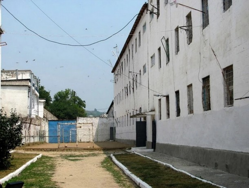 Заключенные тюрьмы в Резине требуют освобождения «как Филата»