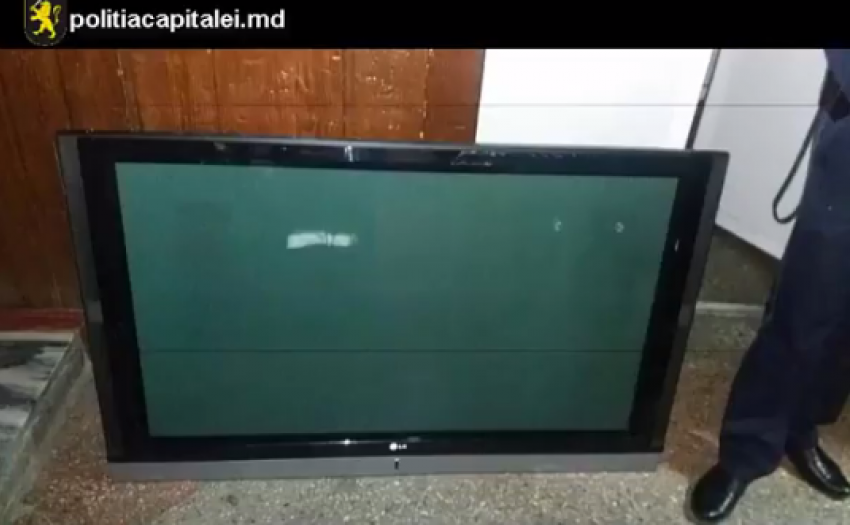 Мужчину, укравшего телевизор из жилого дома в Думбраве, поймали с поличным 