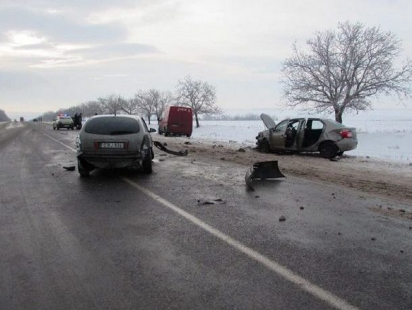 Ушедшая в занос машина спровоцировала смертельную аварию в Рышканском районе