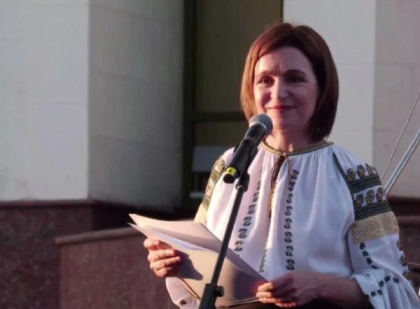 Санду на Марше суверенитета заявила о гибридных атаках России и напомнила о важности евроинтеграции