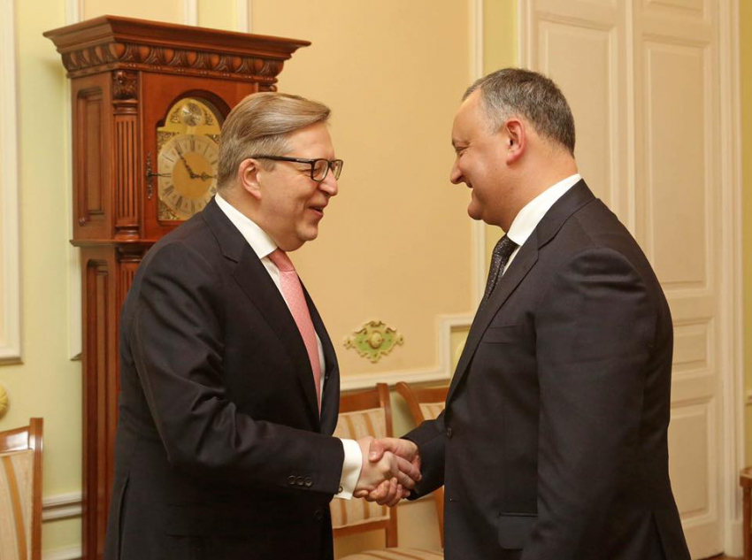 Игорь Додон обсудил с послом ЕС Пирккой Тапиолой детали своего визита в Брюссель