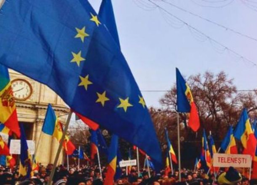 Правительство оплачивает рекламу митинга в поддержку PAS в соцсетях за счет бюджета