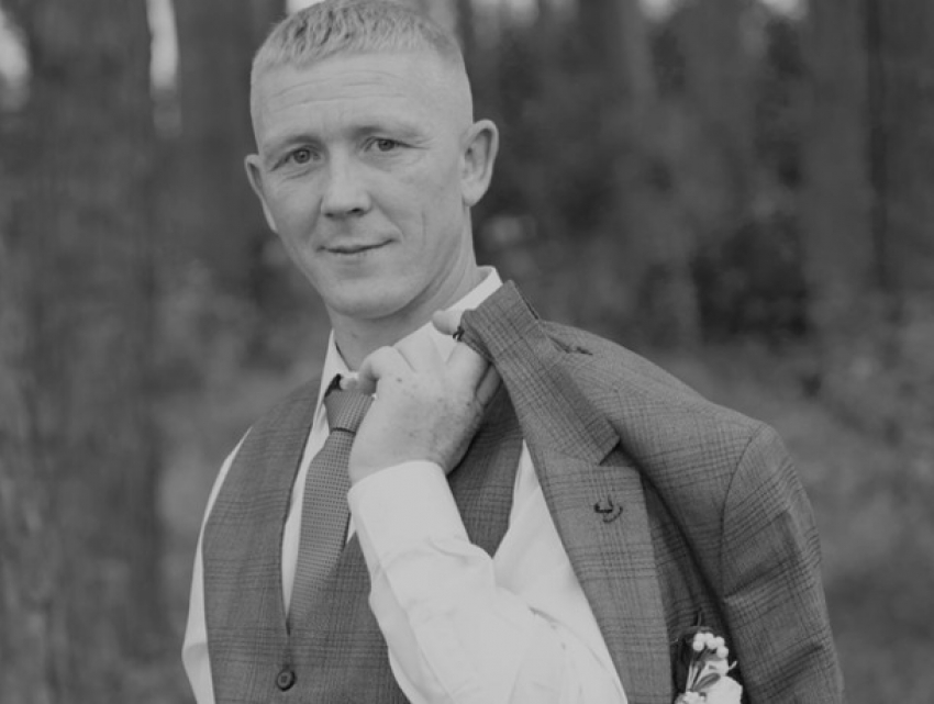 «Они убили моего сына ночью, а утром жарили шашлыки»: семья мужчины из Околины сделала шокирующие заявления после трагедии