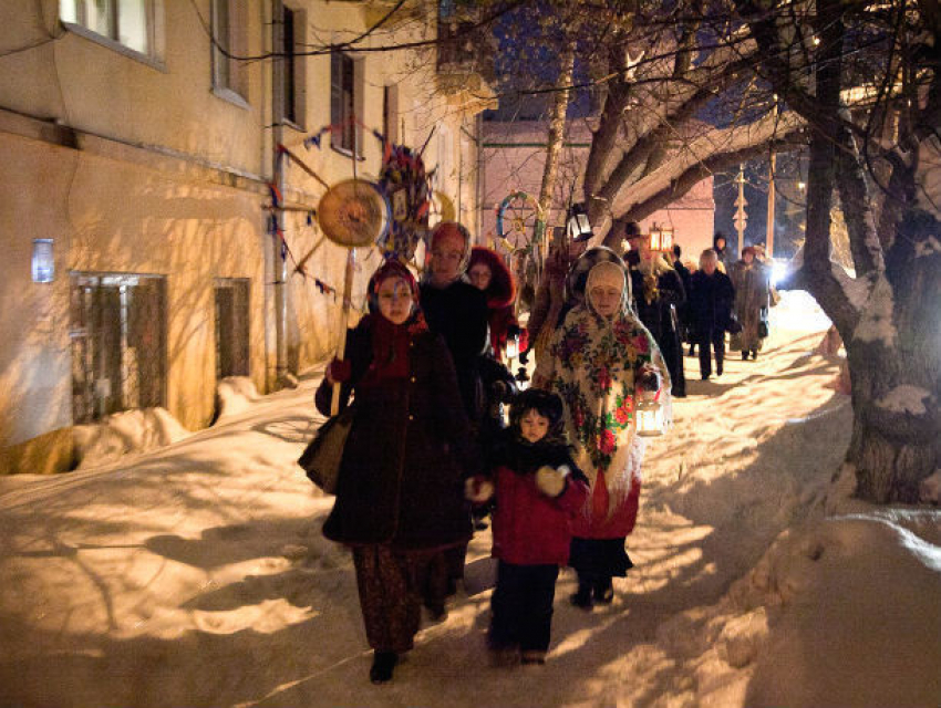 Жуткое колядование на Закарпатье: дети отравились алкоголем