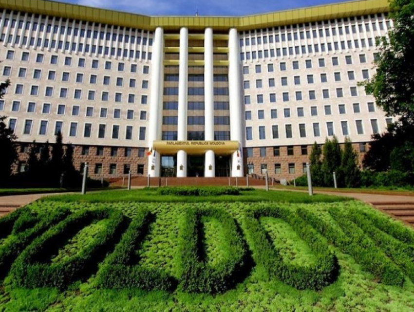 Выборы в молдавский парламент: «оамень бунь» ввергли страну в новый виток хаоса