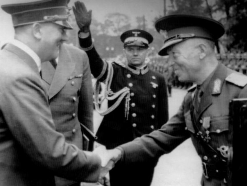 Педагог из Молдовы: Румыния должна восхвалять Антонеску