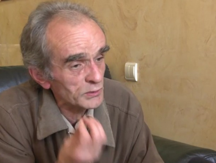 Житель Кишинева остался без работы из-за трудовой книжки