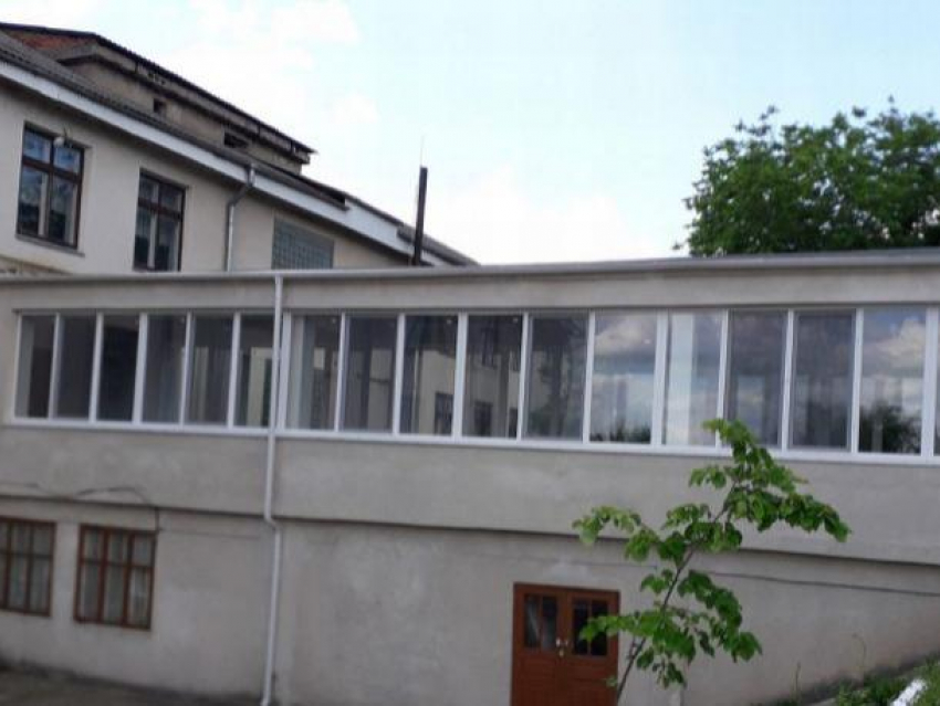 Ремонт школьной крыши в одном из молдавских сел обойдется в два млн леев