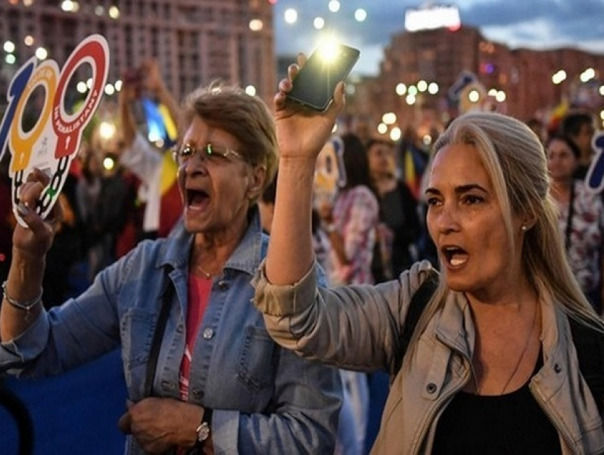 Массовые антиправительственные демонстрации сотрясли Румынию