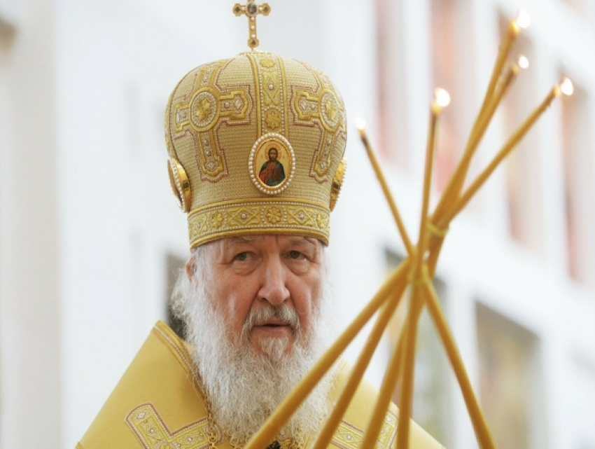Кому противостоит патриарх Кирилл в Молдове