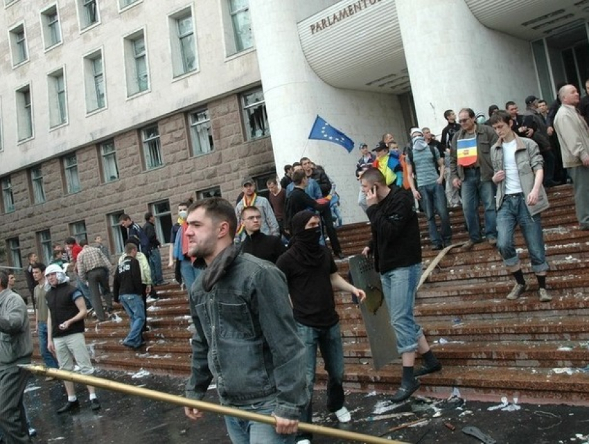 Санду: 7 апреля 2009 года государство применило насилие против собственных граждан лишь за то, что они требовали уважать их волю