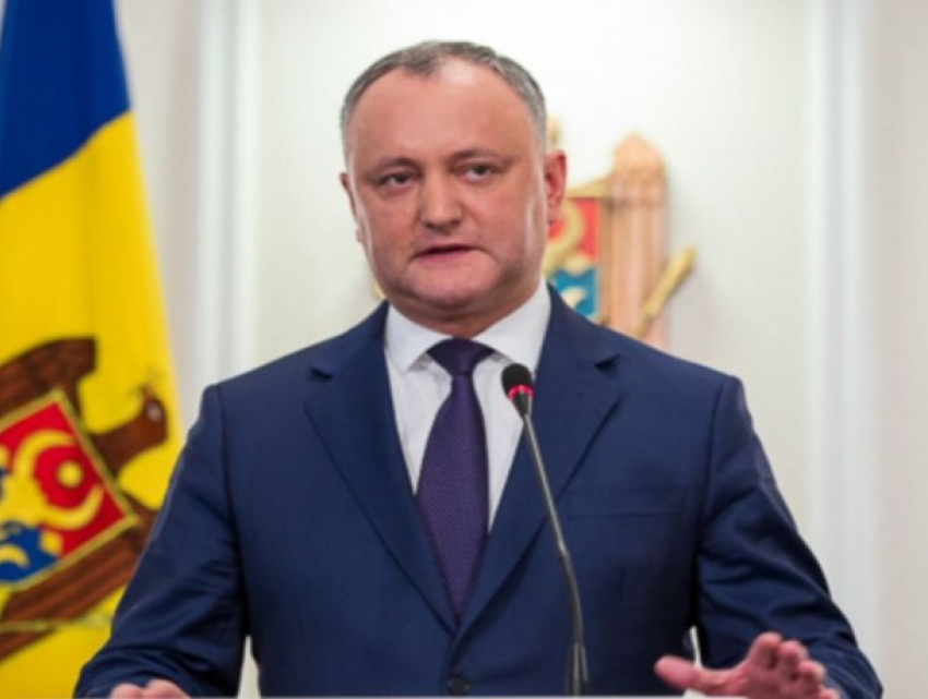"- Динамо бежит? - Все бегут". А президент против