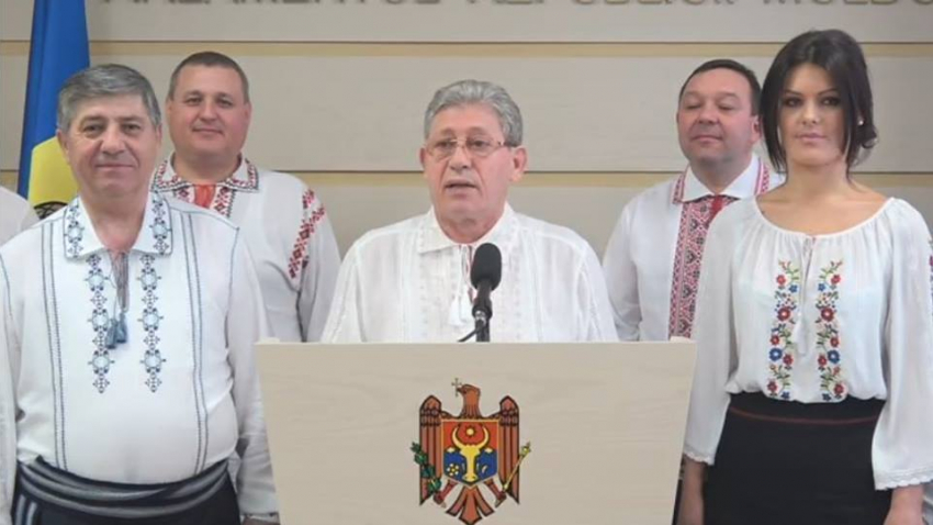 Инициативу Гимпу объявить 27 марта Днем объединения Бессарабии и Румынии «прокатили» в парламенте 