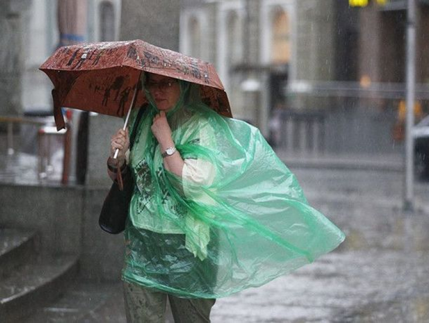 Во вторник жителей Молдовы ожидает пасмурная погода с дождем и ветром 