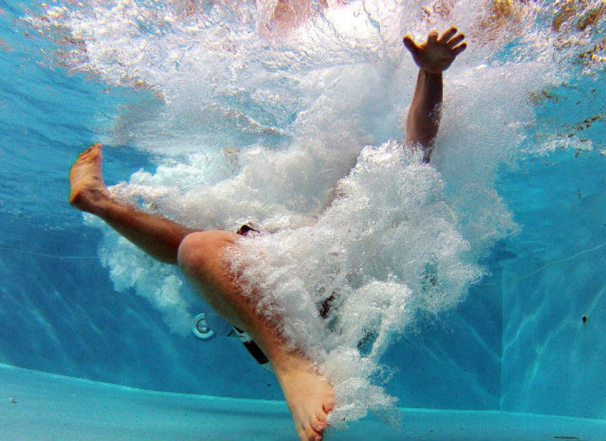 Мальчик утонул в котловане, пытаясь спасти захлебывающуюся одноклассницу