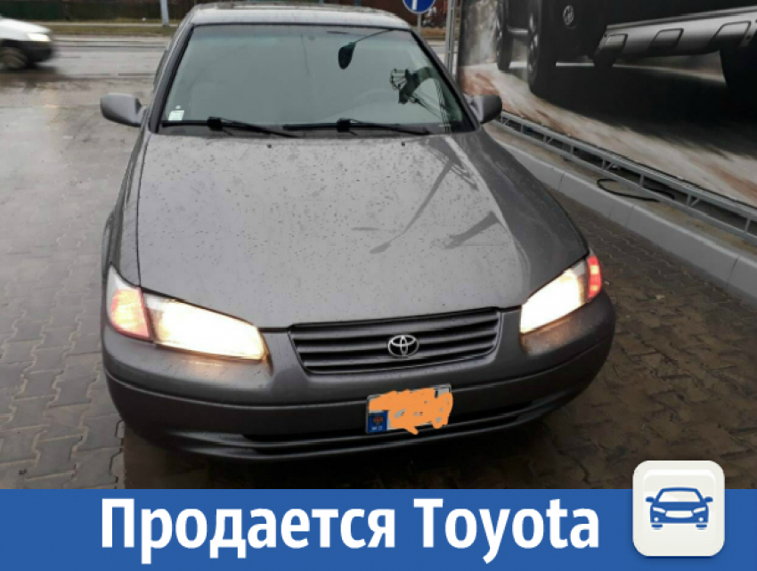 Продам Toyota Camry 1998 года выпуска 