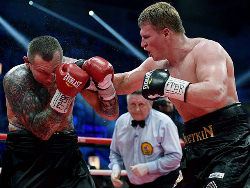 Победное избиение украинца знаменитым Русским витязем сняли на видео