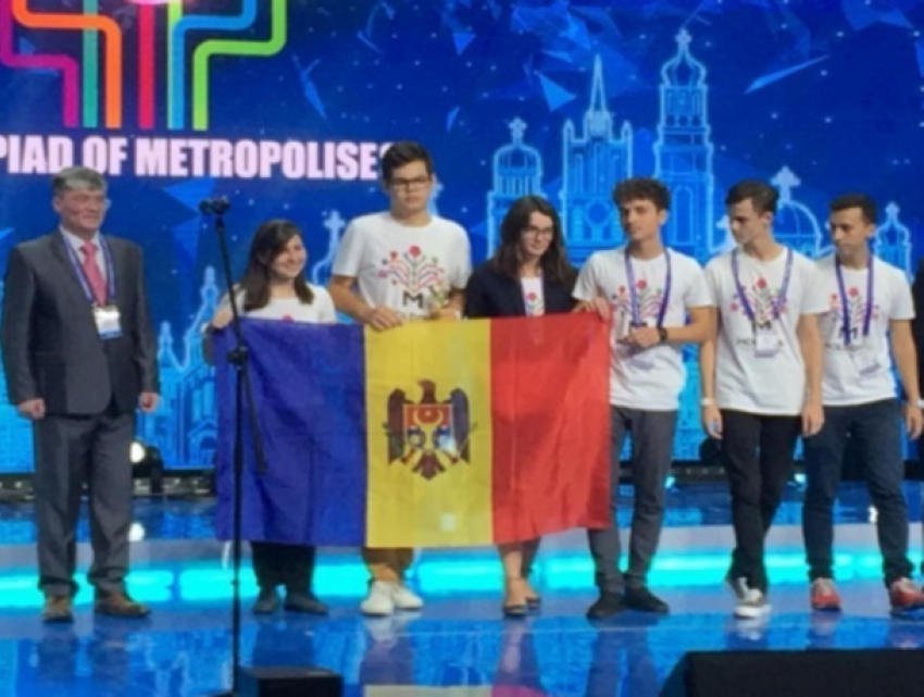 Учащиеся из Молдовы покорили Москву, показав высокий результат на Олимпиаде