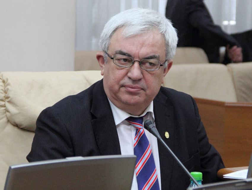 Георгий Дука заявил о двух «уязвимых областях» и покинул правительство