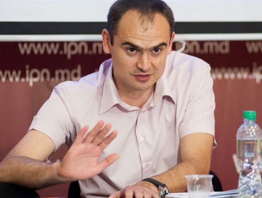 Активист Андрей Доникэ вышел из гонки за кресло примара