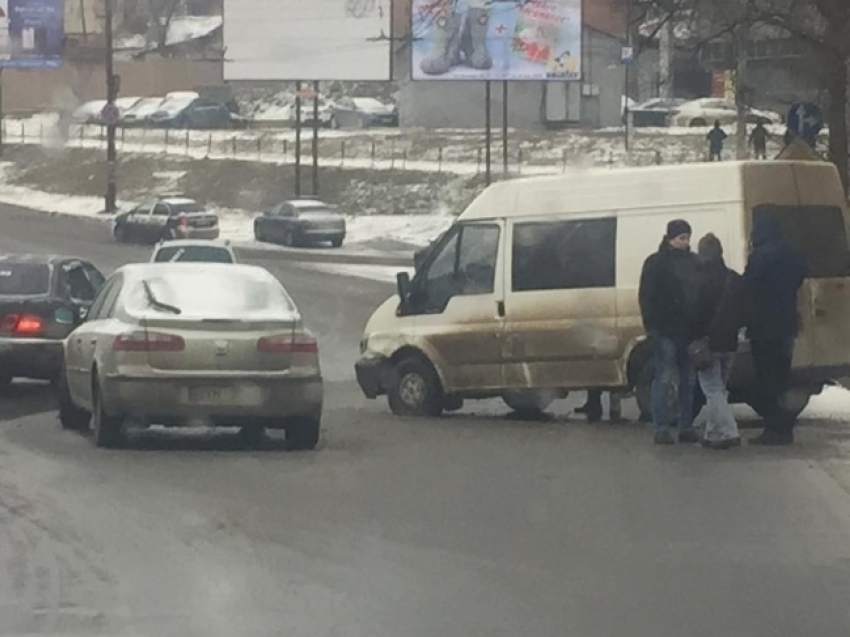 ДТП на Измаильской спровоцировало километровую пробку 