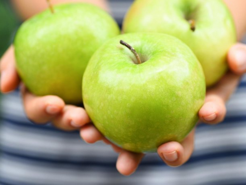 В Молдове образовался дефицит свежих яблок