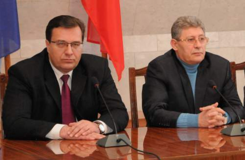 Додон: Лупу и Гимпу в Страсбурге говорят, что Тапиола продался русским 