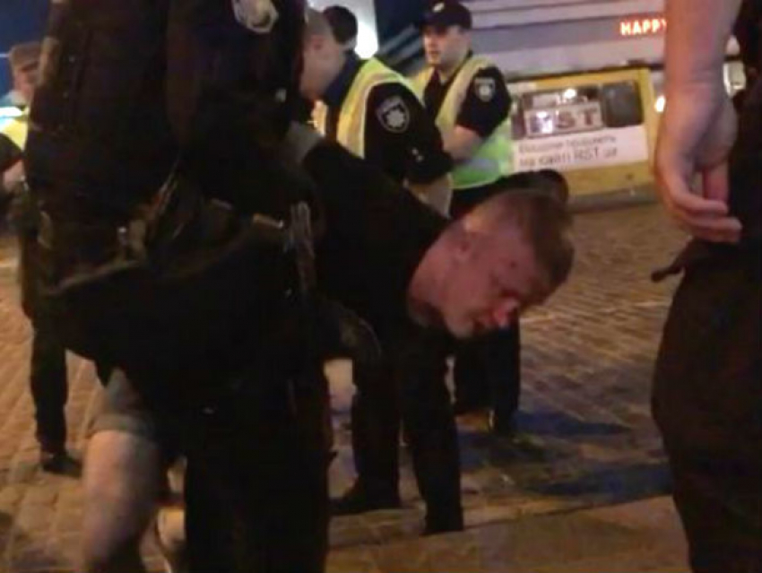 Побоище в Киеве: кровавую расправу с фанатами «Ливерпуля» сняли на видео